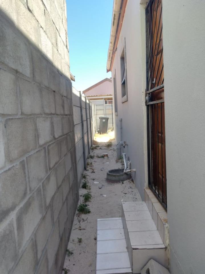 3 Bedroom Property for Sale in Mandalay Western Cape